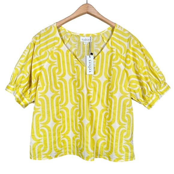 VELVET by GHARAM & SPENCER Printed V-Neck Blouse - Picture 3 of 8